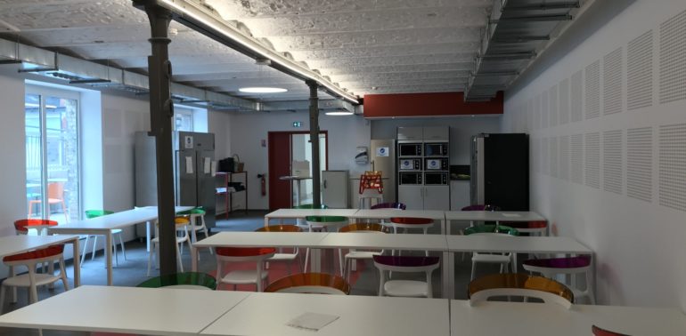 Locaux administratifs, vestiaires et sanitaires – Avesnes-sur-Helpe